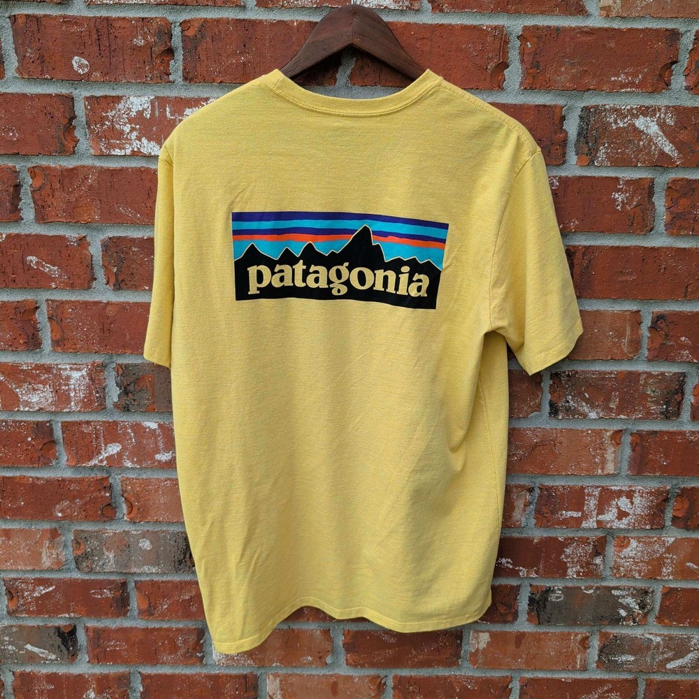 Patagonia Responsibili-Tee Mens Medium Yellow Graphic Short Sleeve T-Shirt